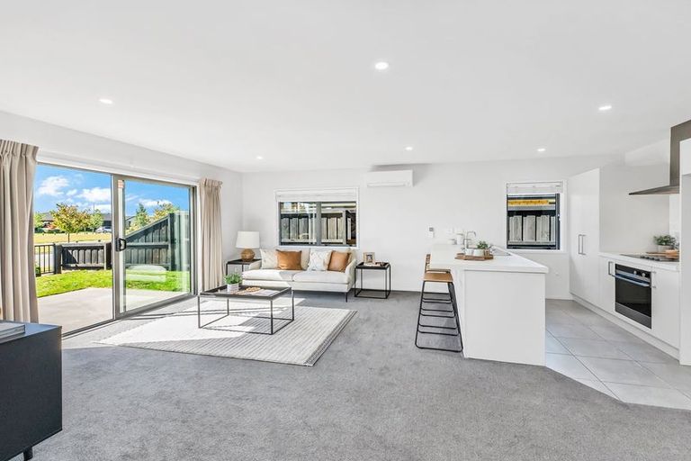 Photo of property in 10 Wallingford Crescent, Rolleston, 7615