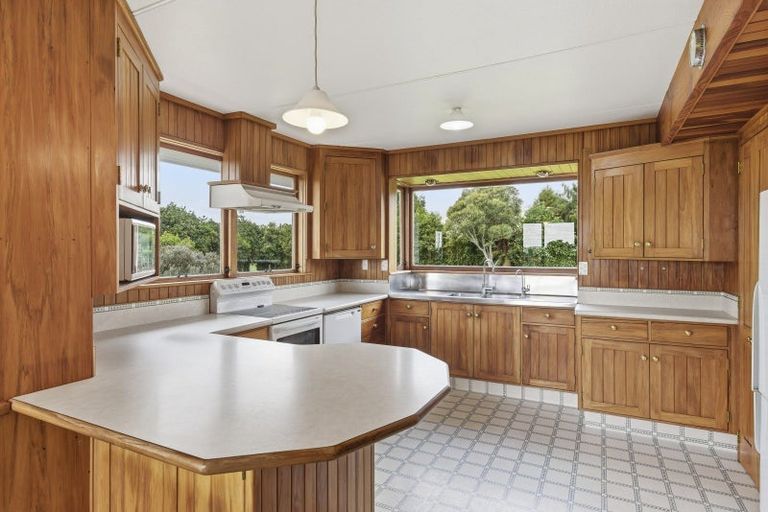 Photo of property in 74 Arapaepae Road, Levin, 5510