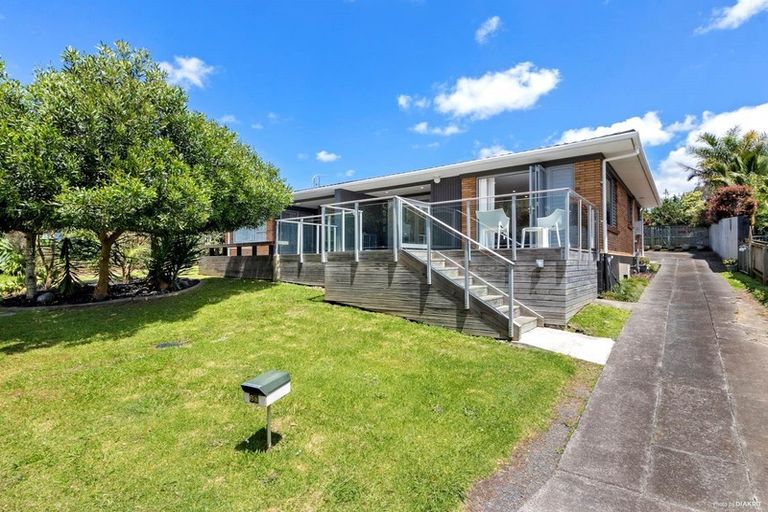 Photo of property in 2/6 Poseidon Place, Half Moon Bay, Auckland, 2012