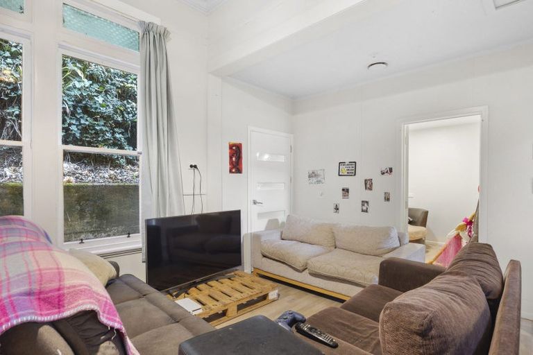 Photo of property in 157 Queen Street, North Dunedin, Dunedin, 9016