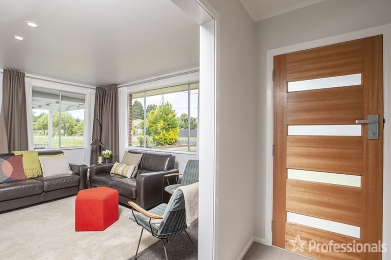 Photo of property in 19 Haswell Street, Eketahuna, 4900