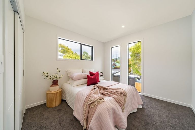 Photo of property in 47c Heretaunga Square, Silverstream, Upper Hutt, 5019