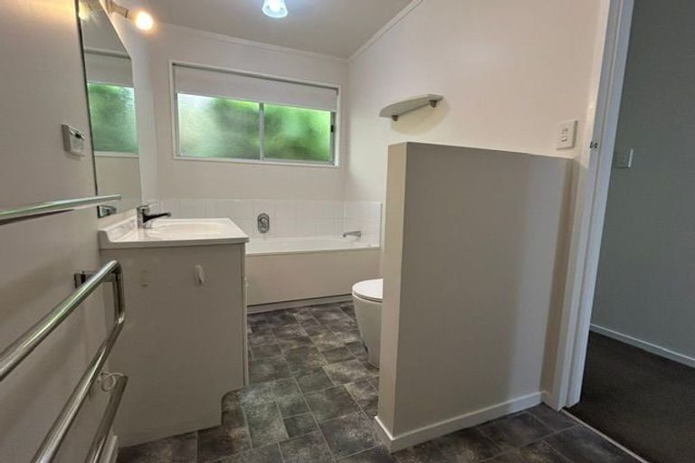 Photo of property in 7b Randolph Road, Crofton Downs, Wellington, 6035