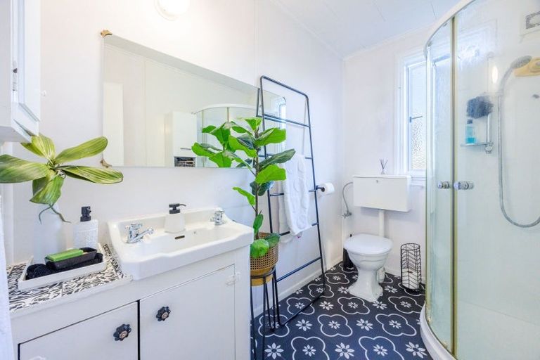 Photo of property in 7a-b Jull Crescent, Waipukurau, 4200