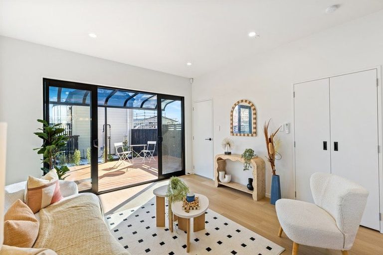 Photo of property in 636 Kerepi Street, Westgate, 0814