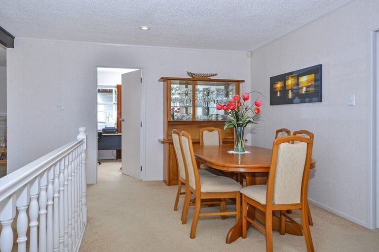 Photo of property in 125 Stapleford Crescent, Browns Bay, Auckland, 0630