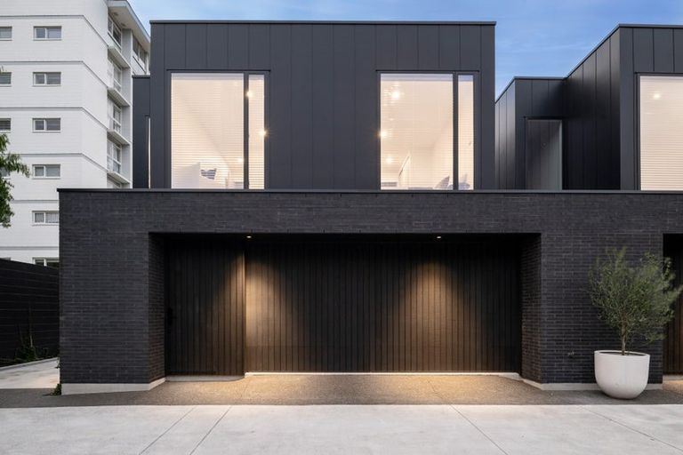 Photo of property in 8 Rhodes Street, Merivale, Christchurch, 8014