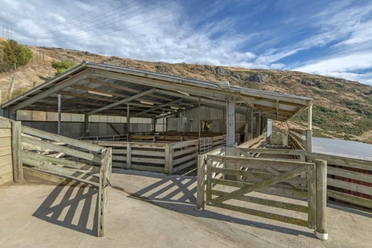 Photo of property in 91 Avoca Valley Road, Heathcote Valley, Christchurch, 8022