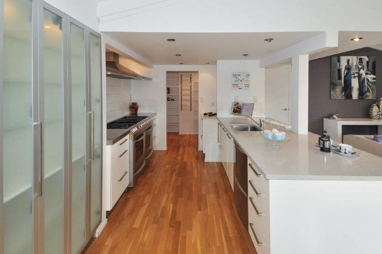 Photo of property in 9/40 Radiata Lane, Chatswood, Auckland, 0626