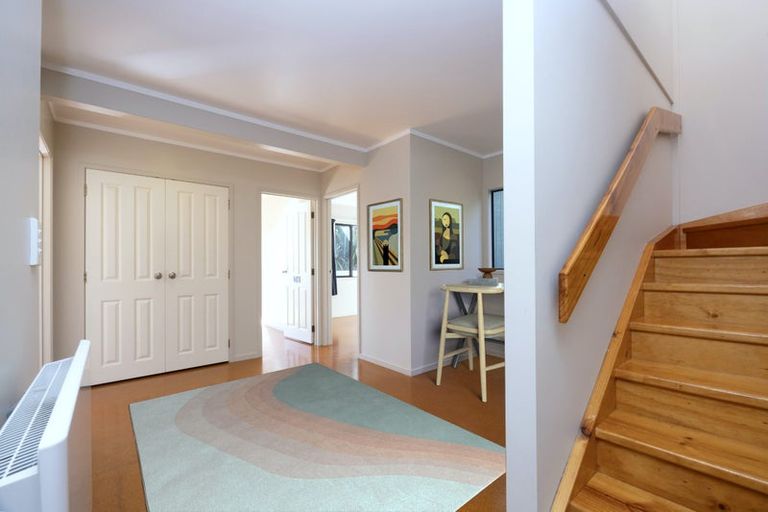 Photo of property in 19 Rayner Road, Piha, New Lynn, 0772