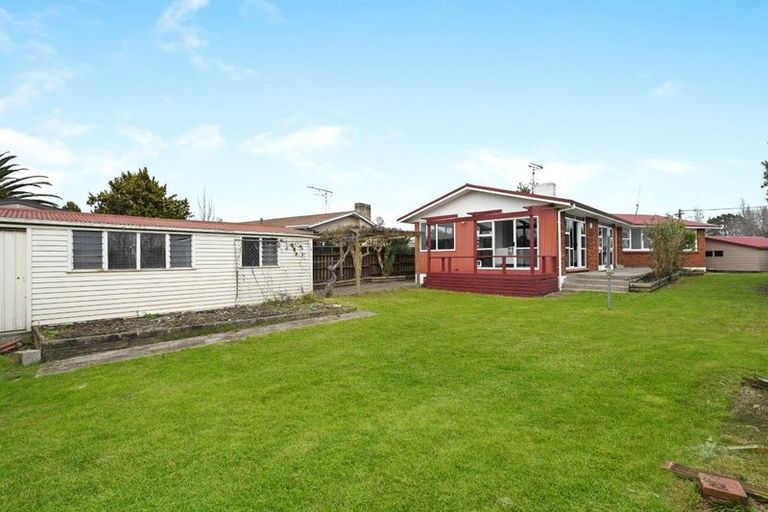 Photo of property in 22 Frederick Drive, Dinsdale, Hamilton, 3204