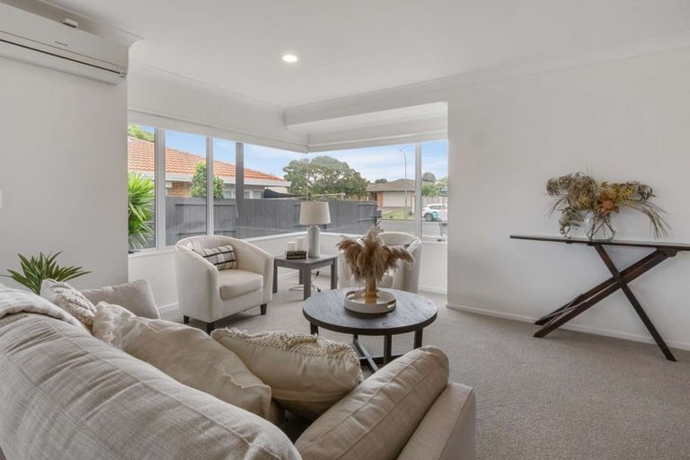 Photo of property in 35 Dalton Drive, Papamoa Beach, Papamoa, 3118