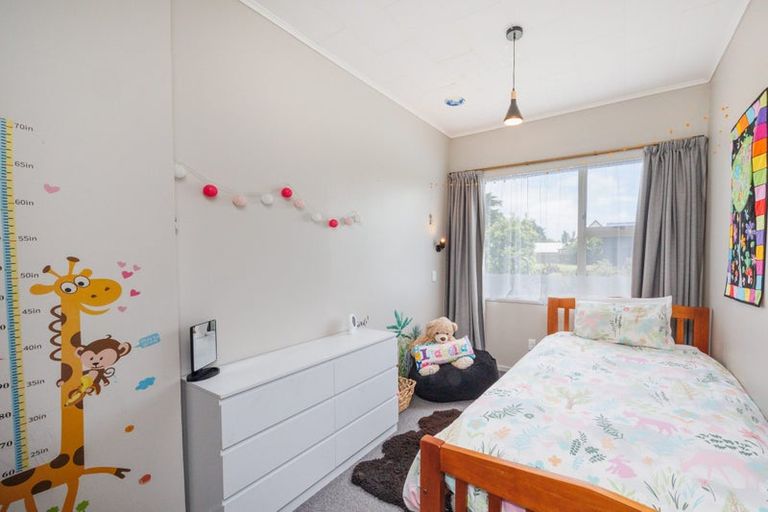 Photo of property in 35 Severn Street, Rongotea, 4476