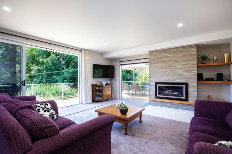 Photo of property in 9a Kereru Place, Upper Vogeltown, New Plymouth, 4310