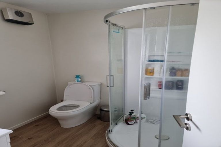 Photo of property in 1/21 Hills Road, Edgeware, Christchurch, 8013