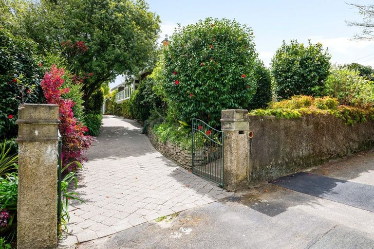 Photo of property in 17 Te Aroha Street, Hamilton East, Hamilton, 3216