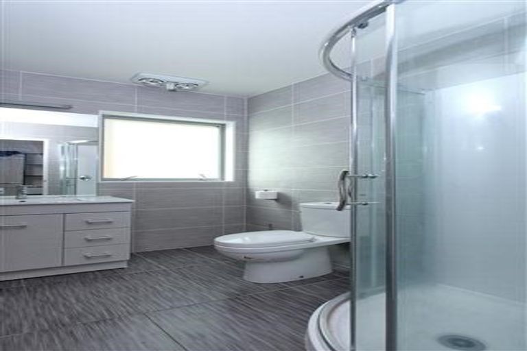 Photo of property in 81a Archers Road, Hillcrest, Auckland, 0629