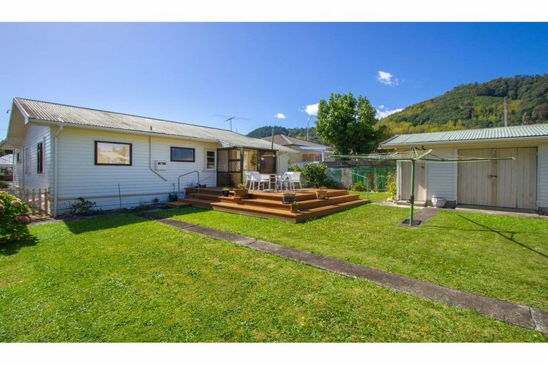 Photo of property in 30 Tukuka Street, Nelson South, Nelson, 7010