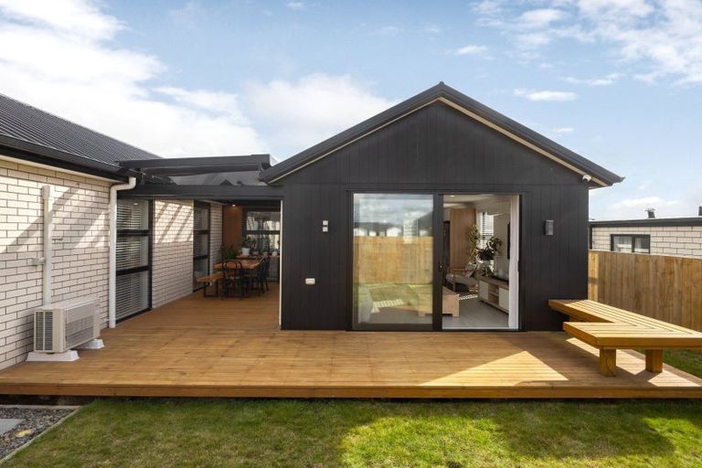 Photo of property in 19 Inuwai Street, Glenview, Hamilton, 3206