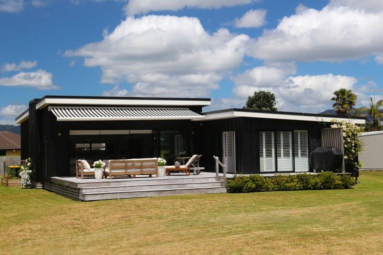 Photo of property in 111 Benjamin Place, Matarangi, Whitianga, 3592