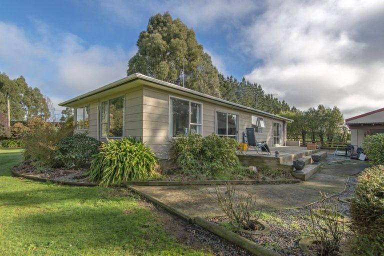 Photo of property in 522 Hoskyns Road, West Melton, Christchurch, 7675