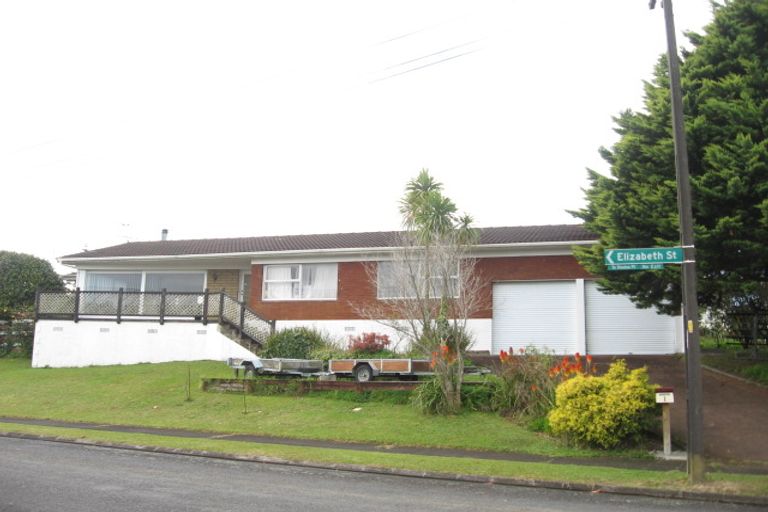 Photo of property in 1 Elizabeth Street, Pakuranga, Auckland, 2010