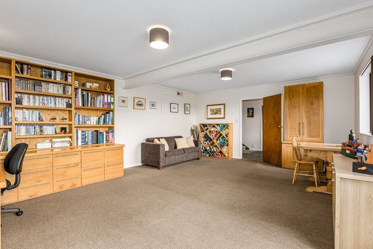 Photo of property in 7 Furneaux Grove, Whitby, Porirua, 5024