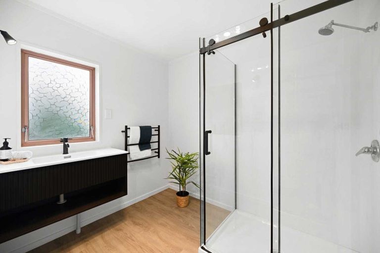 Photo of property in 14 Totara Drive, St Andrews, Hamilton, 3200