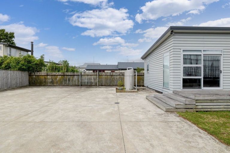 Photo of property in 992a Tremaine Avenue, Roslyn, Palmerston North, 4414