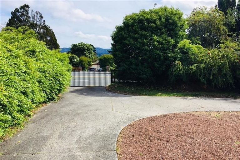 Photo of property in 245 Great North Road, Henderson, Auckland, 0612