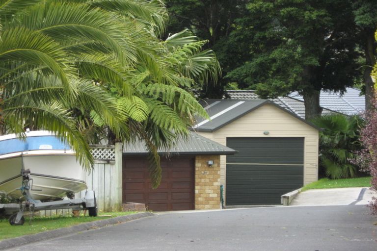 Photo of property in 30 The Glade North, Pukekohe, 2120
