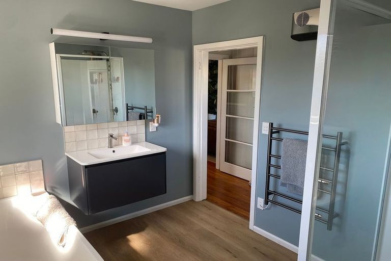 Photo of property in 1 Kinrara Place, Halswell, Christchurch, 8025