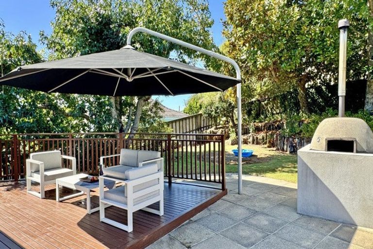 Photo of property in 26 Harper Street, Chatswood, Auckland, 0626