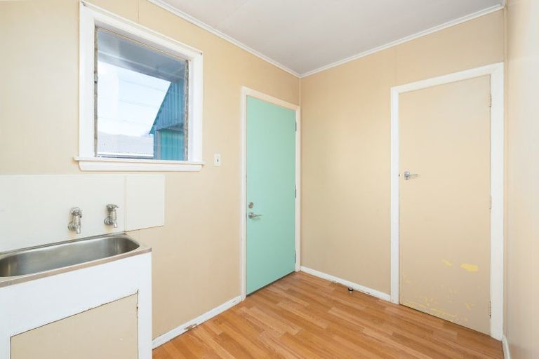 Photo of property in 3 Betten Street, Waimate, 7924
