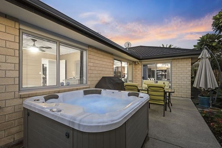 Photo of property in 9 Adler Drive, Ohauiti, Tauranga, 3112