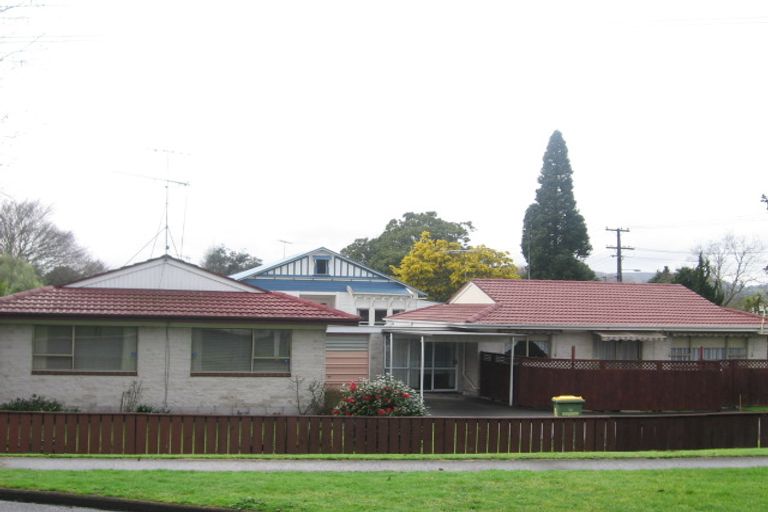 Photo of property in 1/32 Opaheke Road, Papakura, 2110