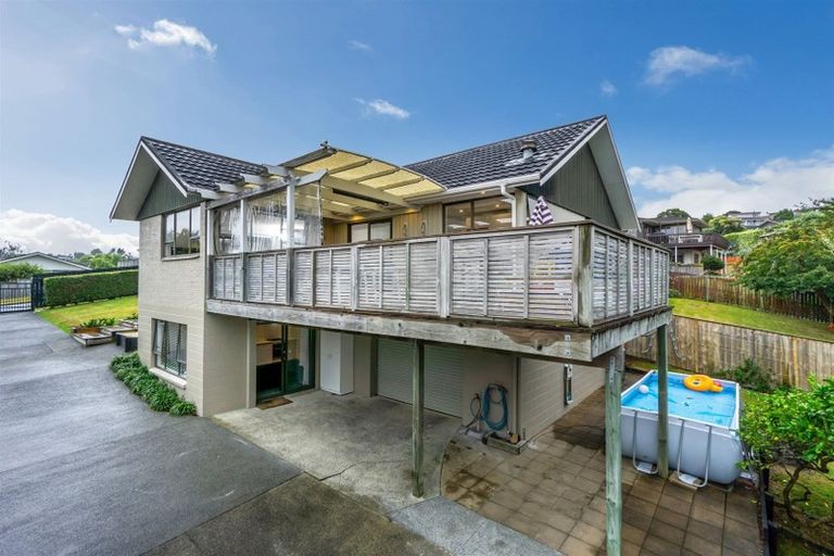 Photo of property in 124 Weatherly Road, Torbay, Auckland, 0630