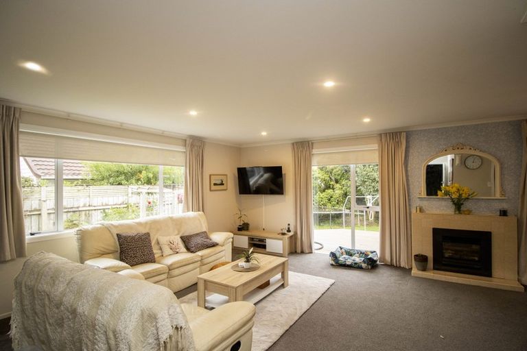 Photo of property in 10 Wallath Road, Westown, New Plymouth, 4310