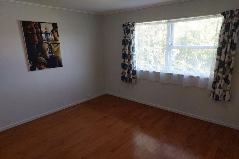 Photo of property in 20 Paewai Road, Glen Eden, Auckland, 0602