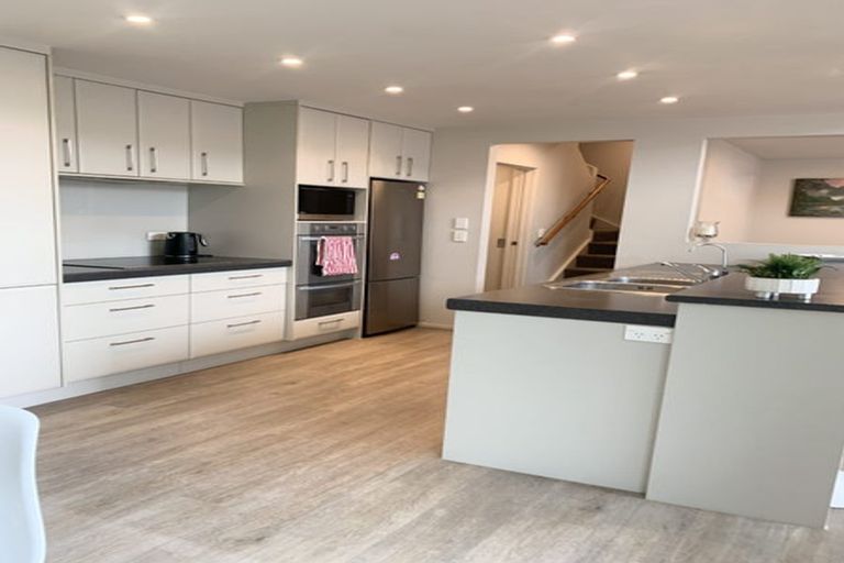 Photo of property in 9 Duncan Street, Tawa, Wellington, 5028