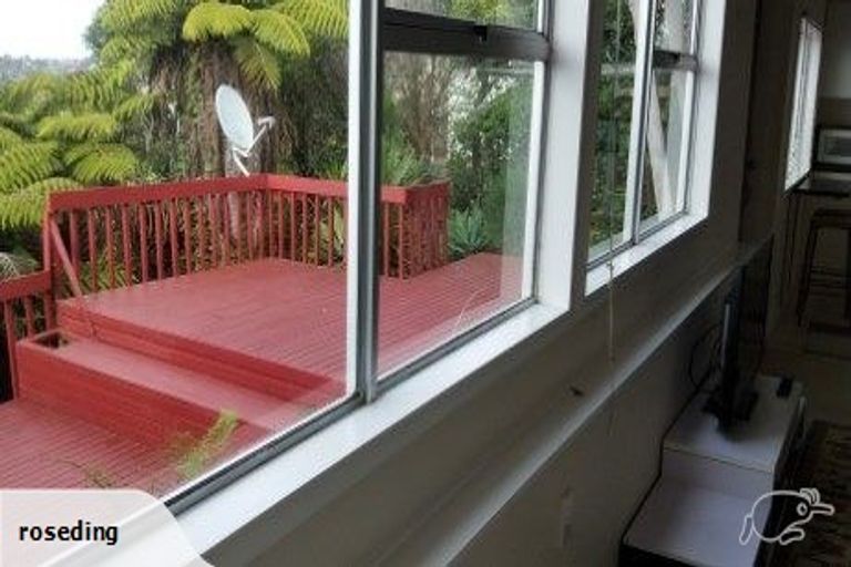 Photo of property in 102 Carlisle Road, Browns Bay, Auckland, 0632