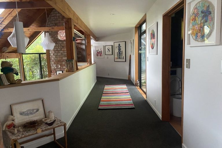 Photo of property in 14 Marama Terrace, Eastbourne, Lower Hutt, 5013