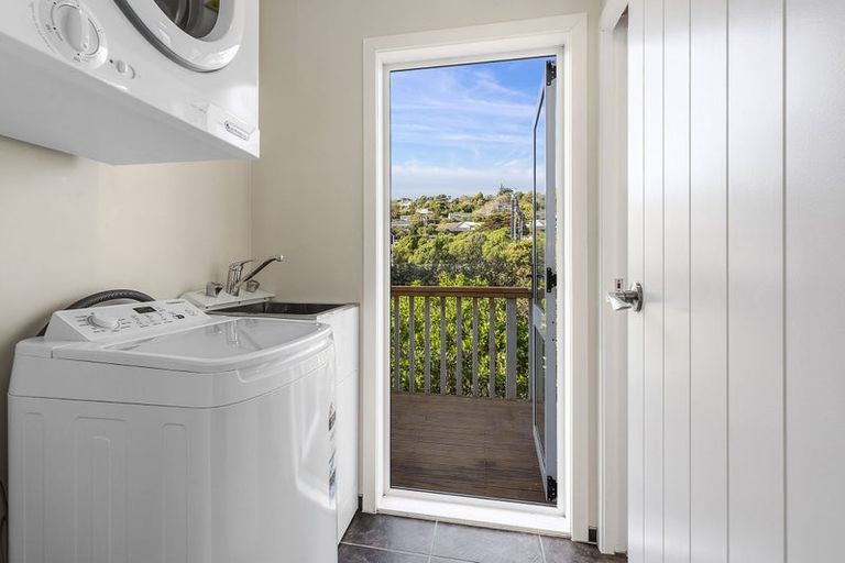 Photo of property in 4 Melville Street, Tawa, Wellington, 5028