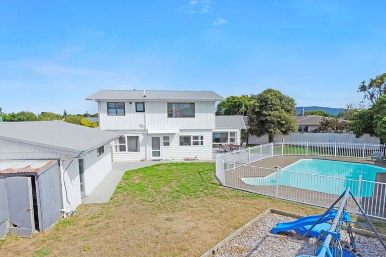 Photo of property in 3 Dennis Grove, Paraparaumu Beach, Paraparaumu, 5032
