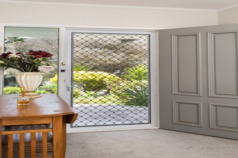 Photo of property in 79 Haseler Crescent, Howick, Auckland, 2014