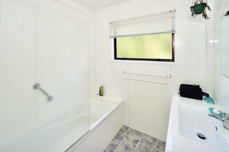 Photo of property in 46 Lee Street, Te Puke, 3119