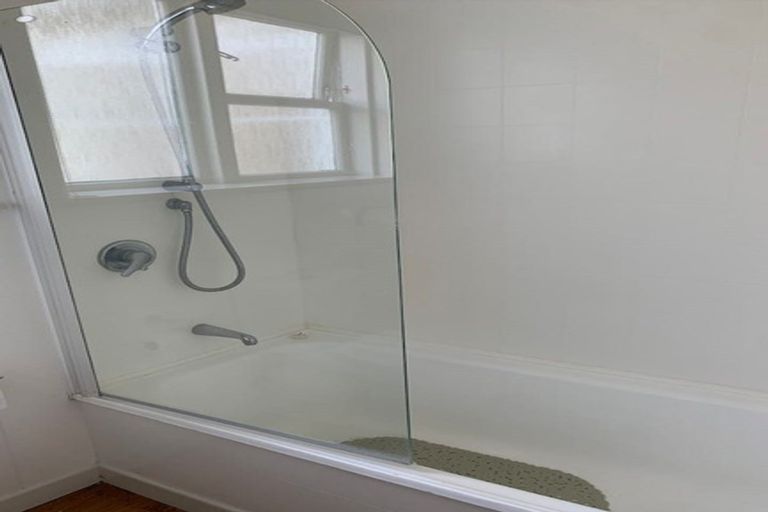 Photo of property in 31 Mandalay Terrace, Khandallah, Wellington, 6035