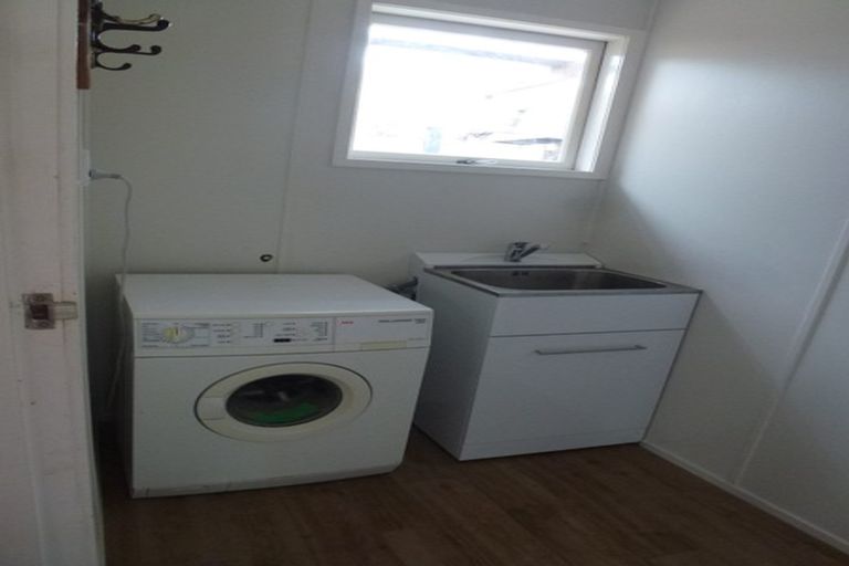 Photo of property in 9 Queen Street, Riverhead, 0820