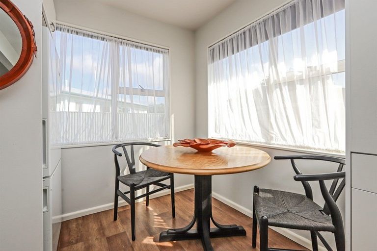 Photo of property in 51 Columbus Crescent, Flaxmere, Hastings, 4120