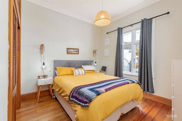 Photo of property in 55 Riddlers Crescent, Petone, Lower Hutt, 5012